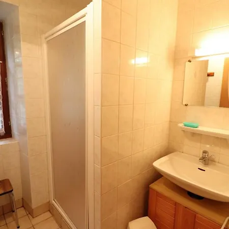 Mandailles-saint-julien, 3 Pieces, 5 Personnes - Fr-1-742-207 Casa vacanze *